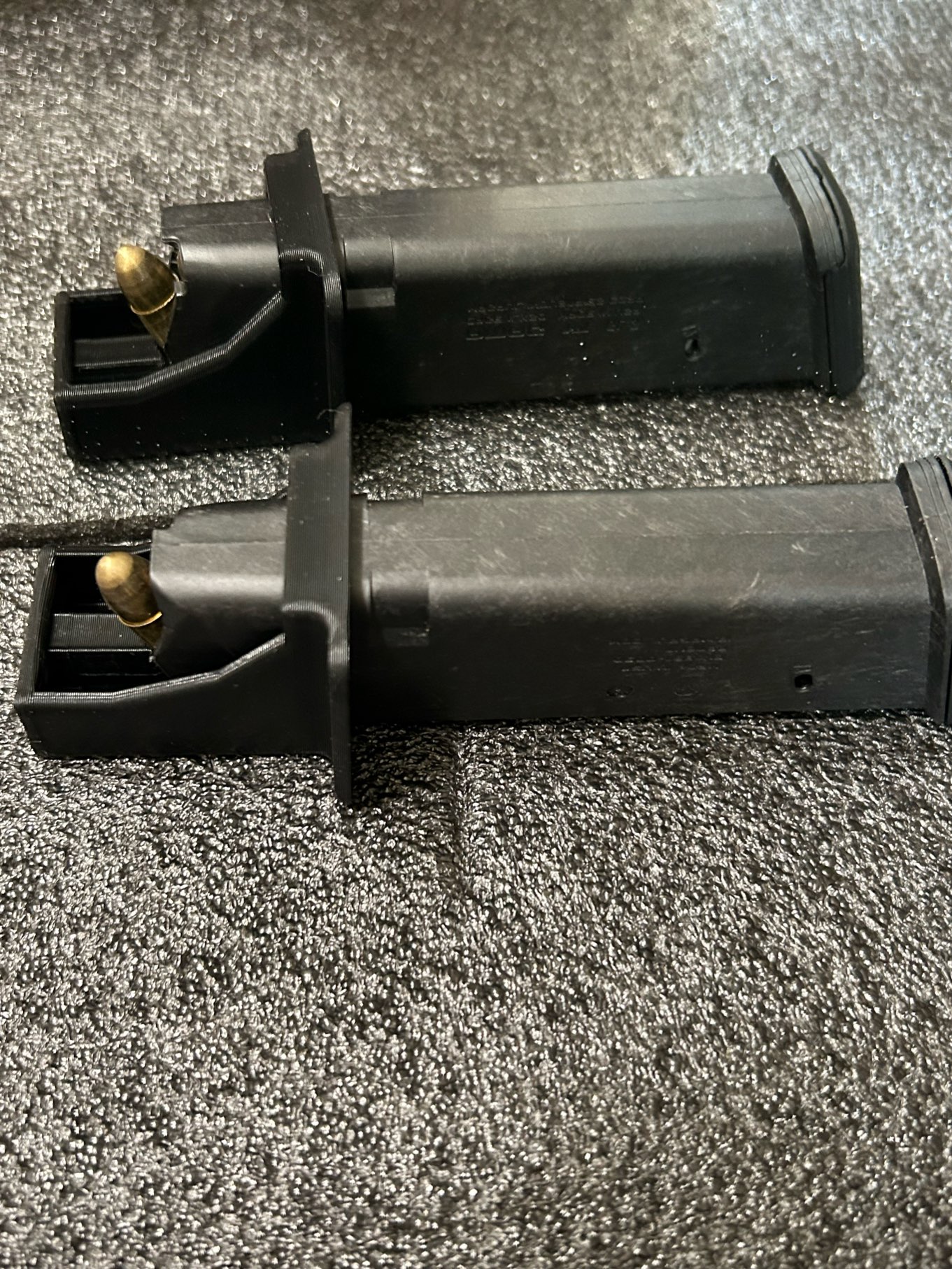 Speedloader for Glock 9mm, 10mm double stack magazine