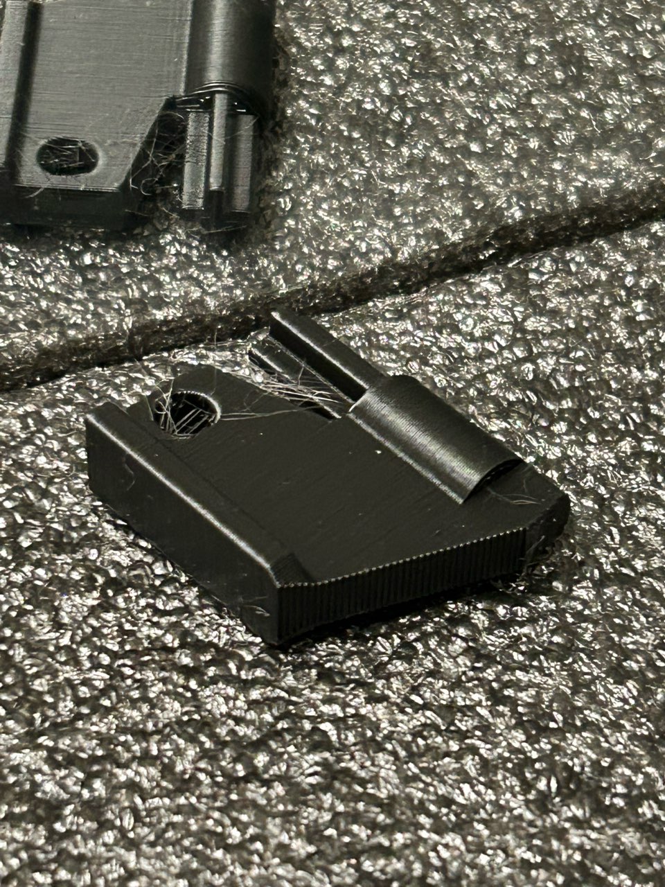 Smith & Wesson M&P 22 Compact 22lr Magazine Follower, +2 rd - Image 3