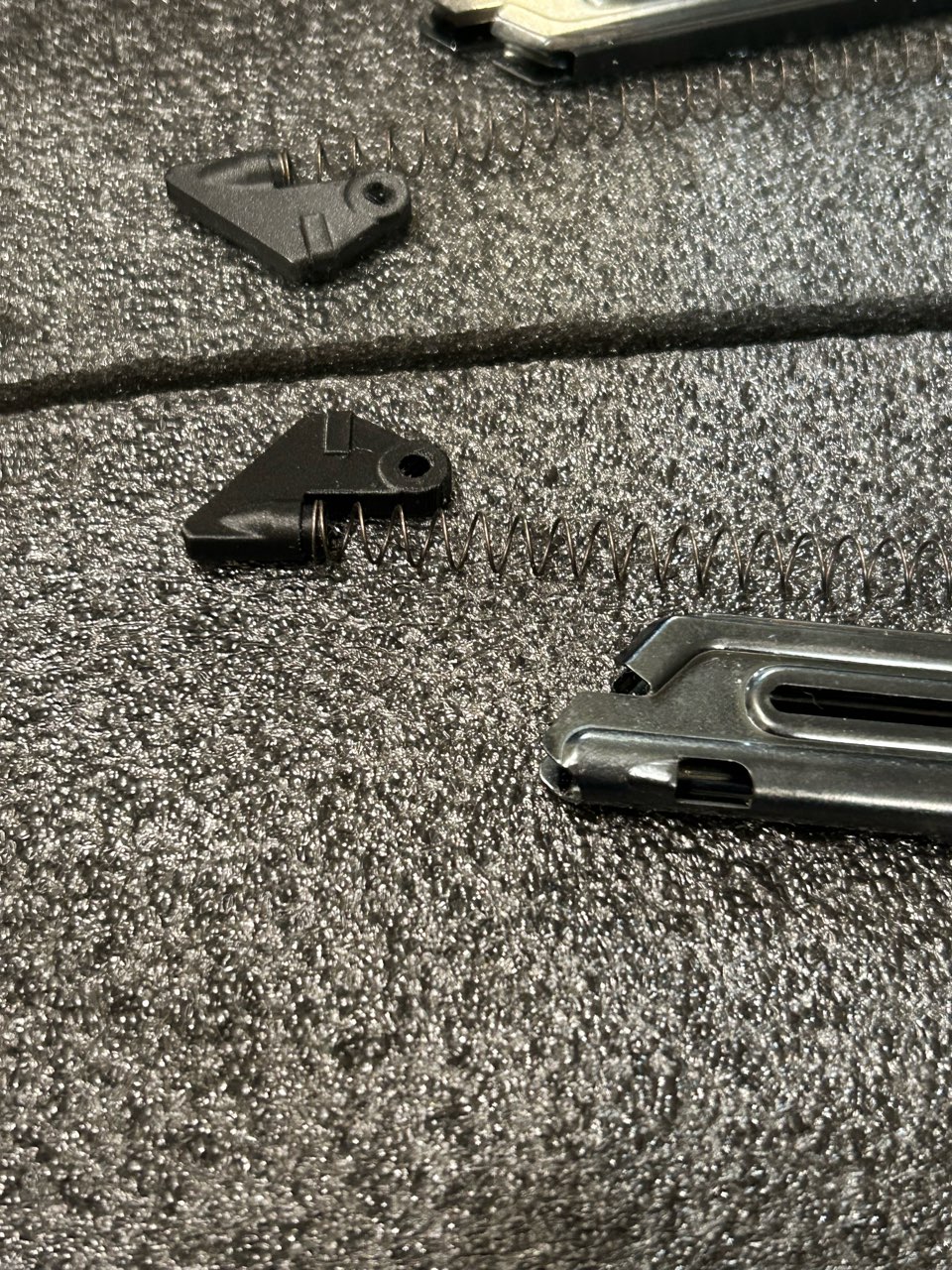 Ruger Mark MK 22lr 1,2,3,4 Magazine Follower +1rd - Image 5