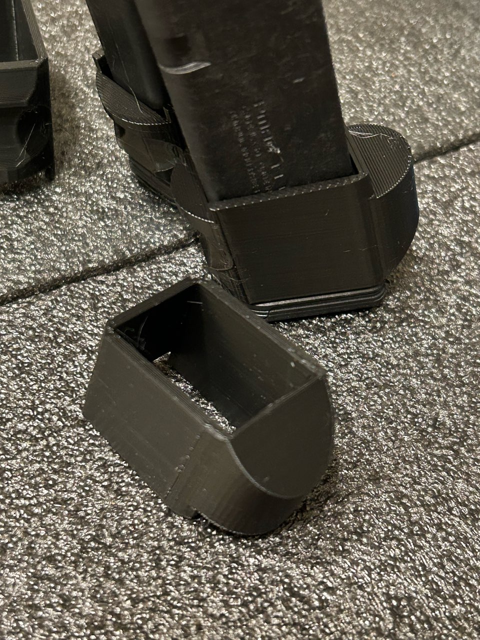 Magazine Sleeve Spacer Adapter For Glock G22 magazine to Glock G27 - Image 3