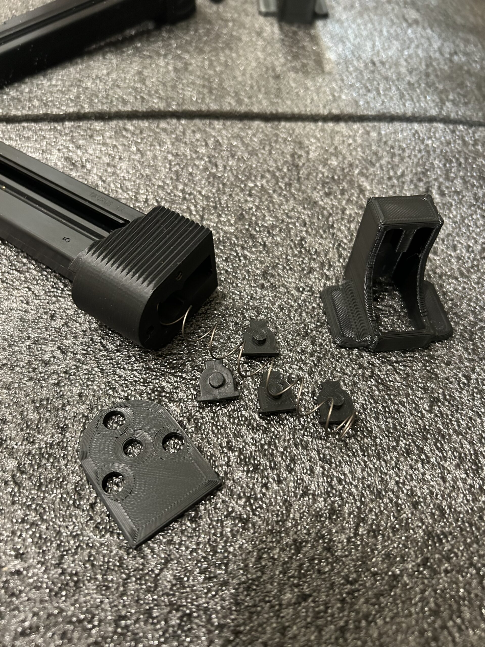 Tx22  Speedloader+(Pack of 4) Magazine Insert/Base Lock